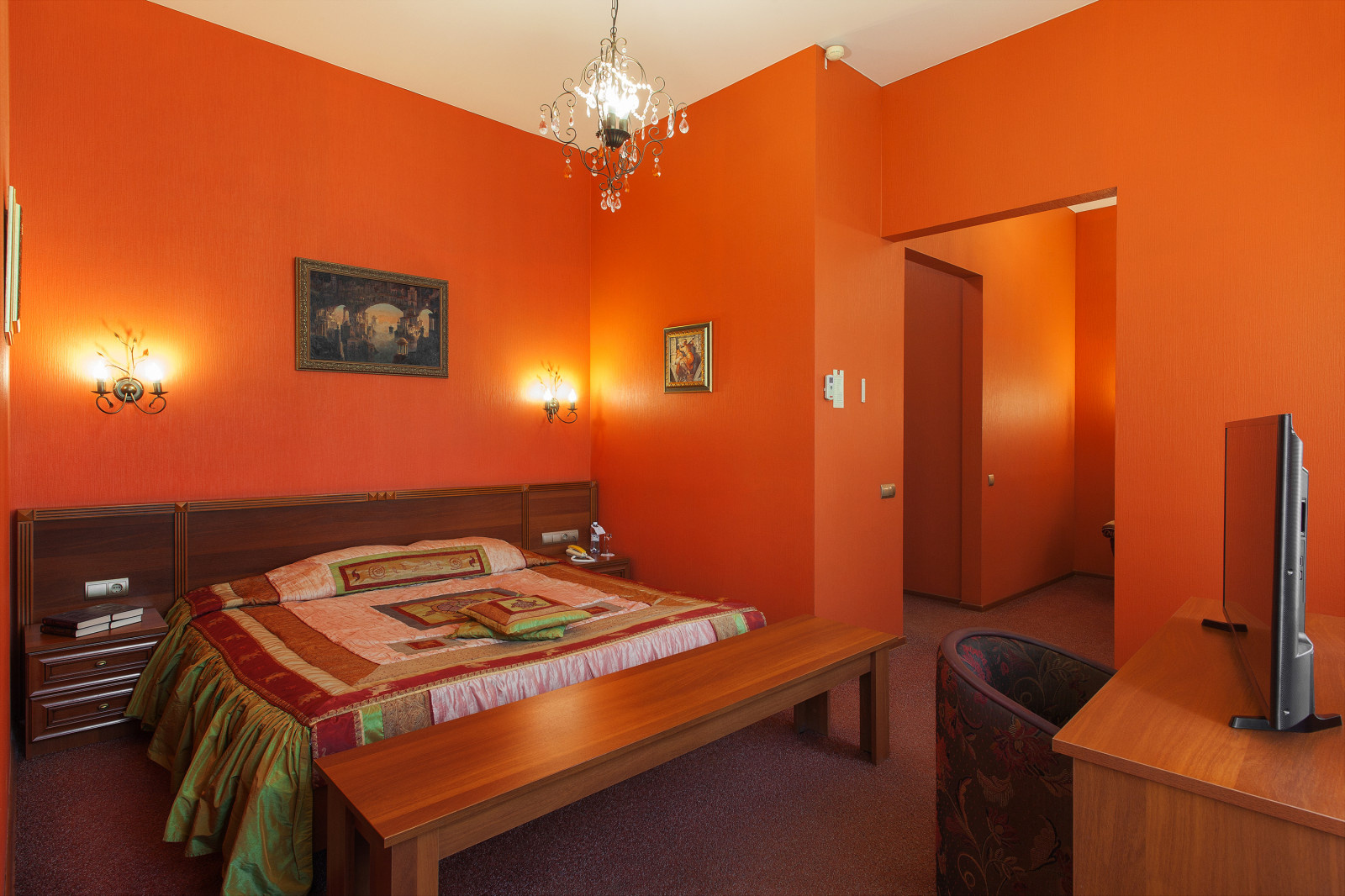 Отель Macro Polo — интерьеры номера Hennessy