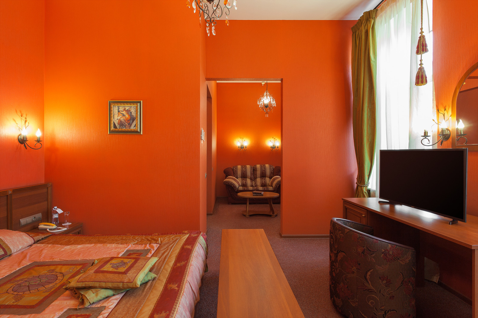 Отель Macro Polo — интерьеры номера Hennessy