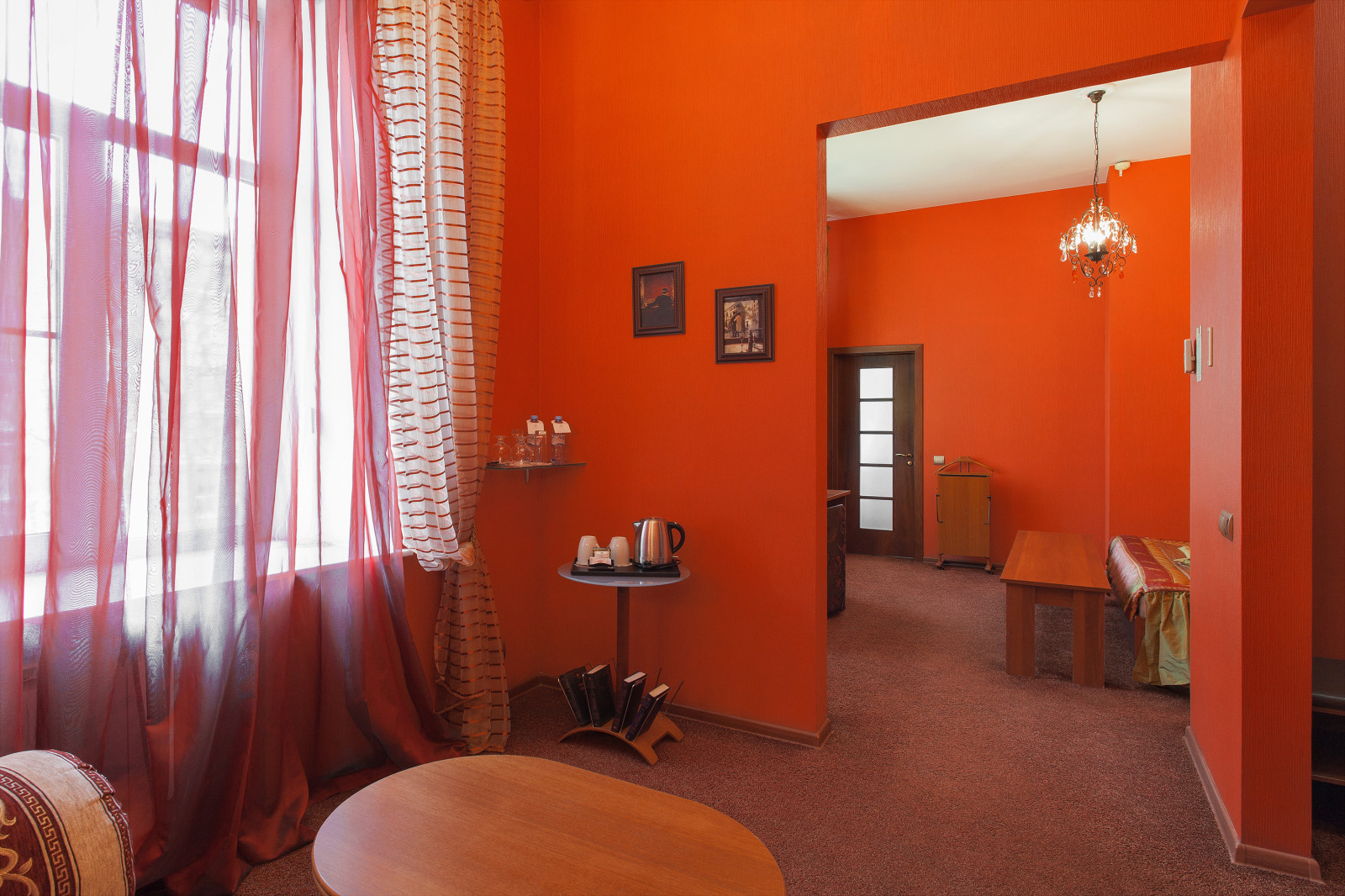 Отель Macro Polo — интерьеры номера Hennessy