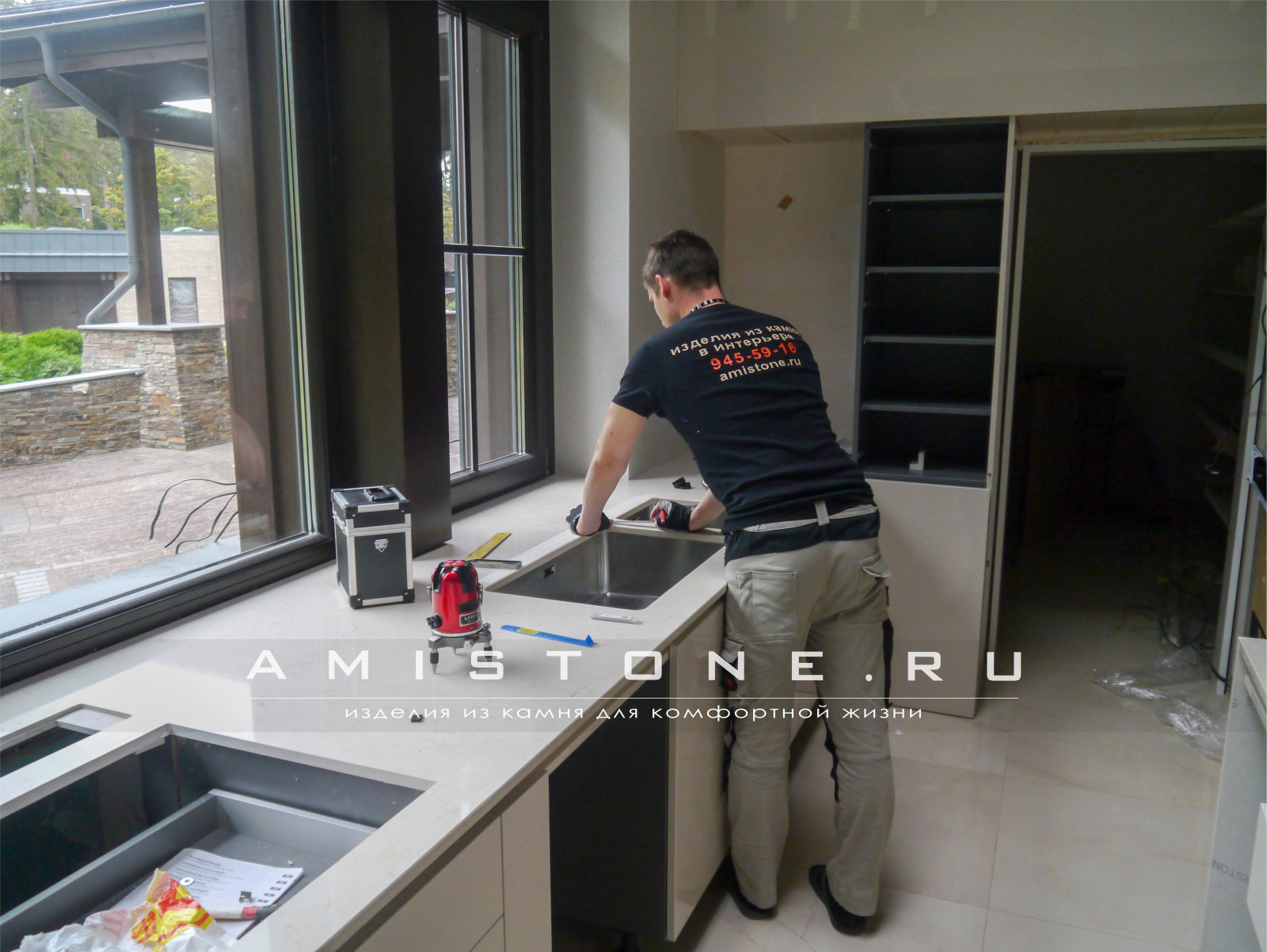 Кухонная столешница из кварца Caesarstone Dream Marfil