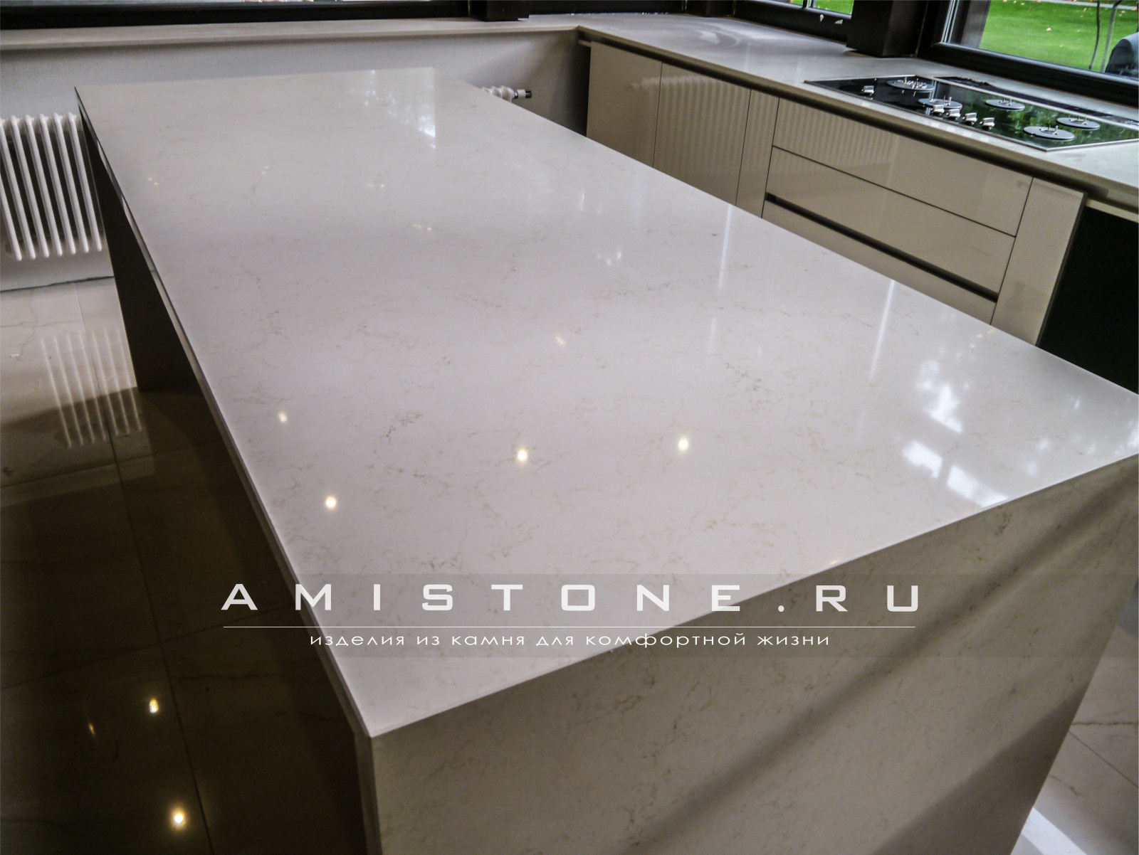 Кухонная столешница из кварца Caesarstone Dream Marfil