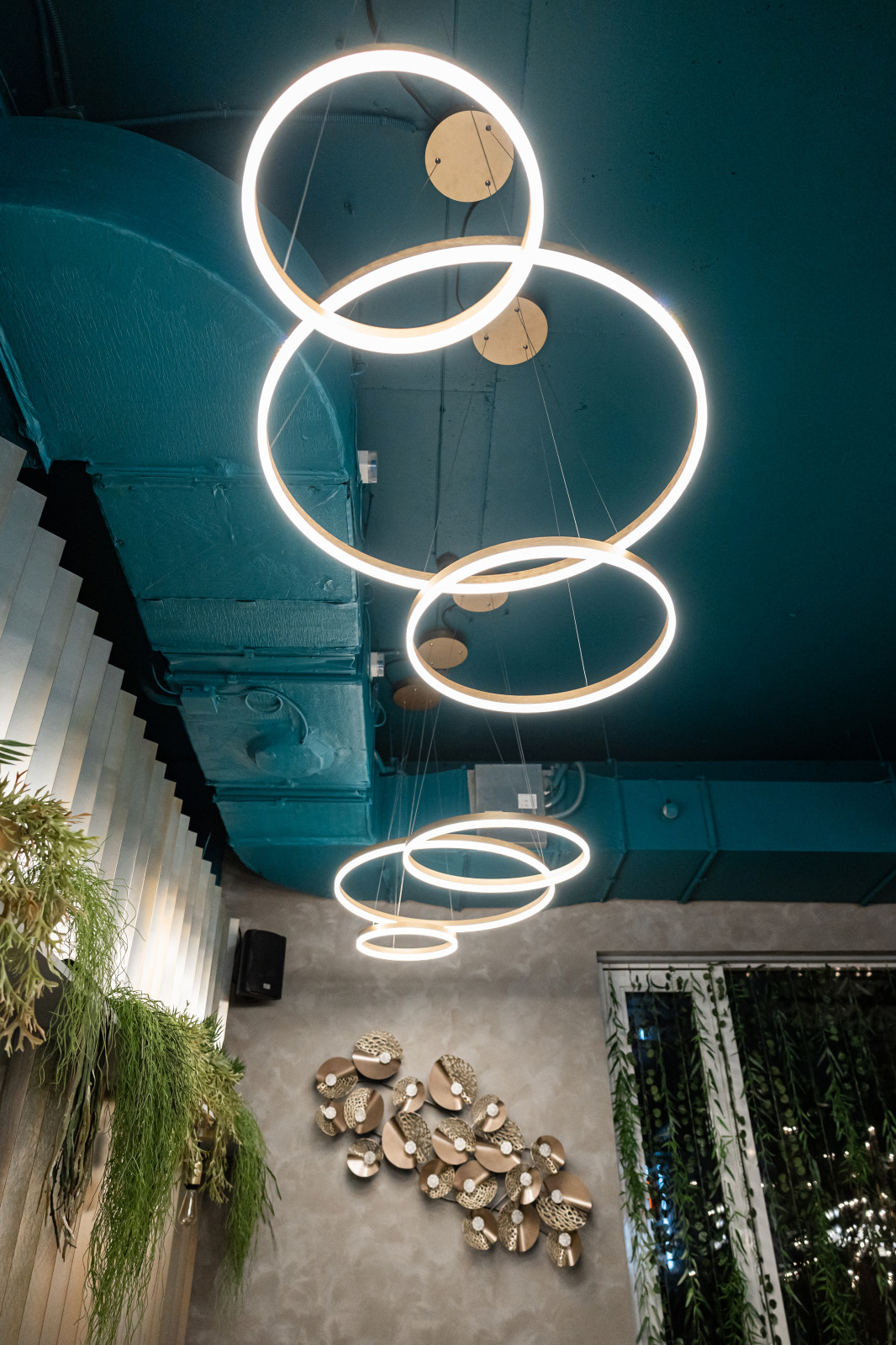 KOI IZAKAY - японский гастро-паб