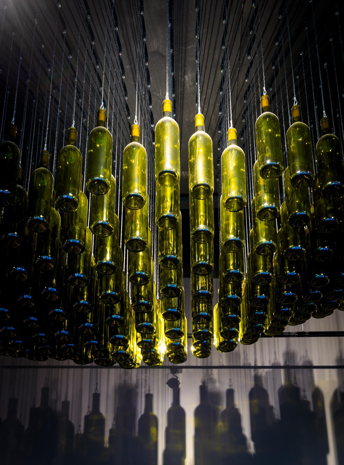 Дизайн бара "ONLY WINE"