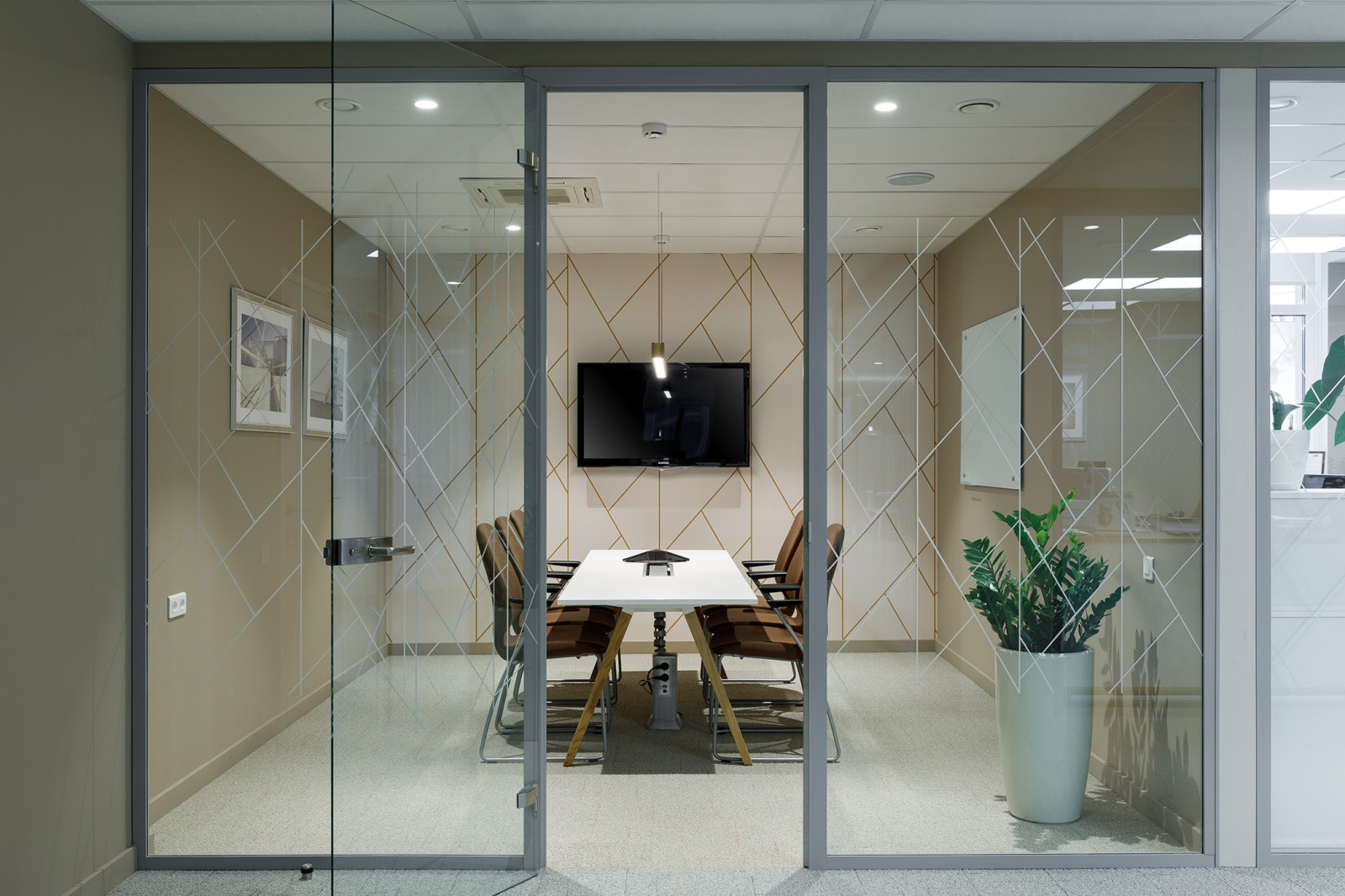 Озеленение офиса Kemira