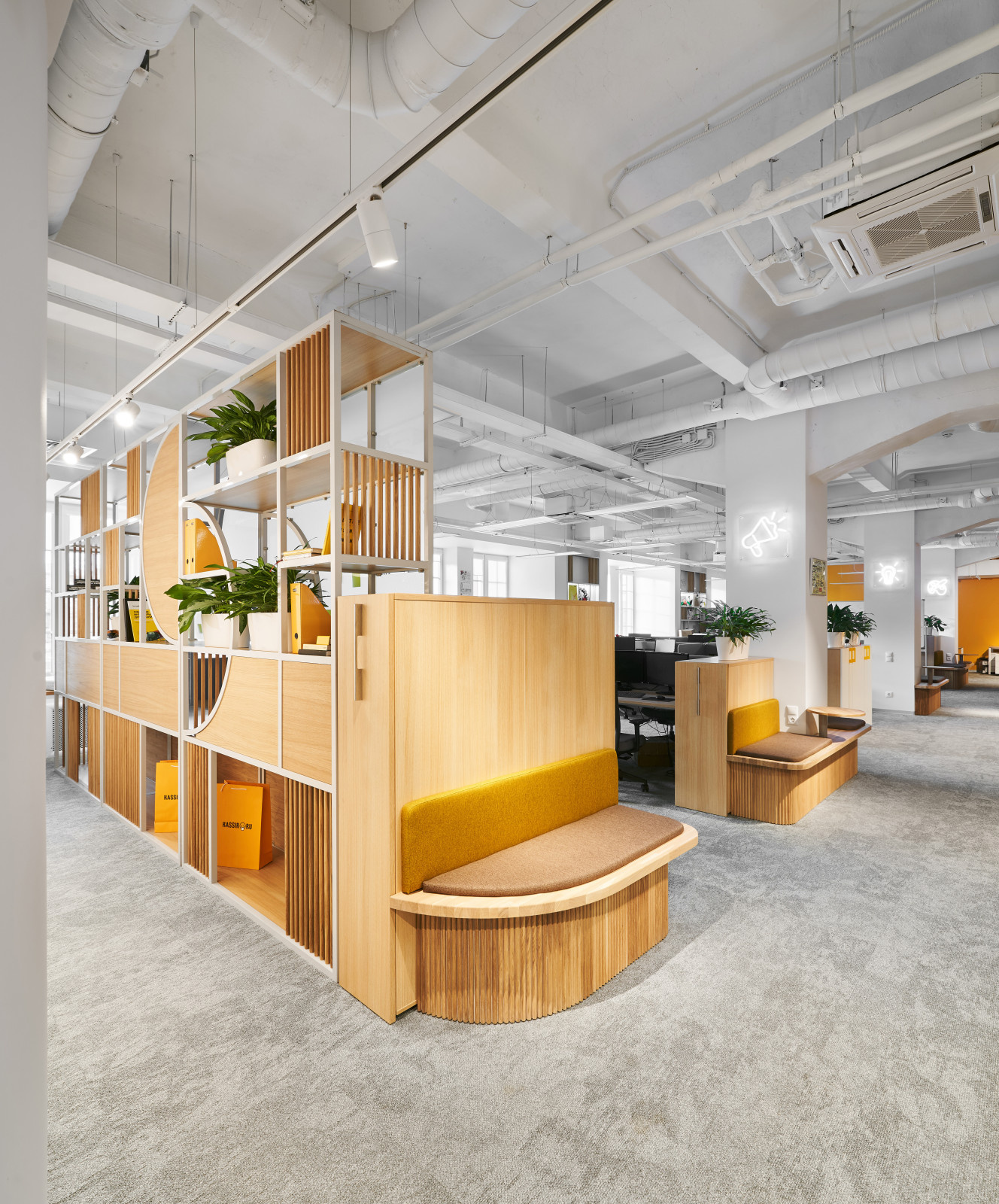 Озеленение помещения Kassir.ru