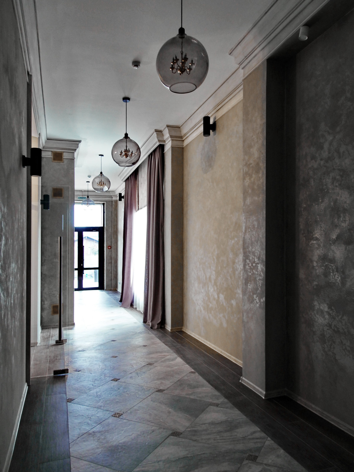 Ресторан в современном стиле. Отделочные работы.