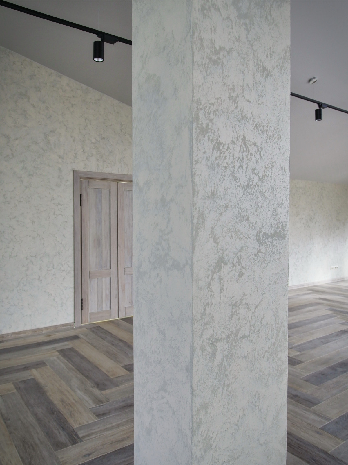 Ресторан в современном стиле. Отделочные работы.