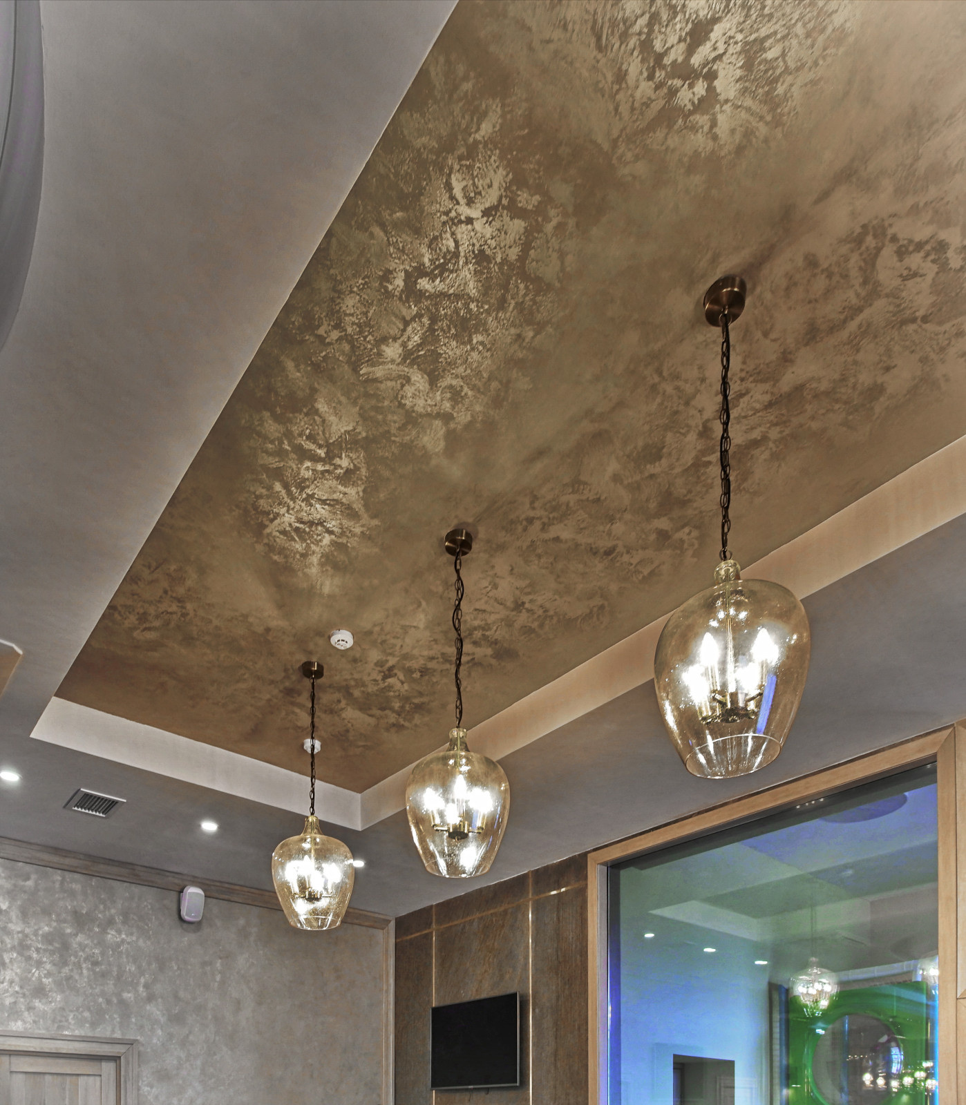 Ресторан в современном стиле. Отделочные работы.