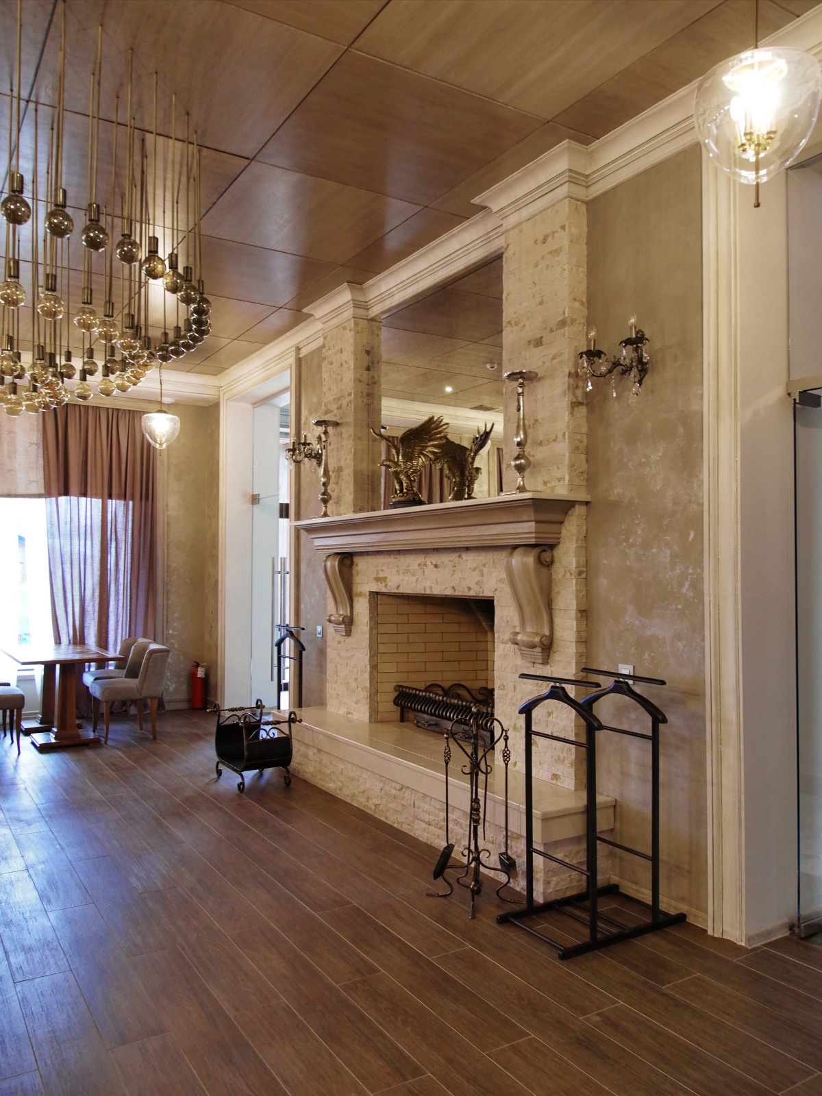 Ресторан в современном стиле. Отделочные работы.