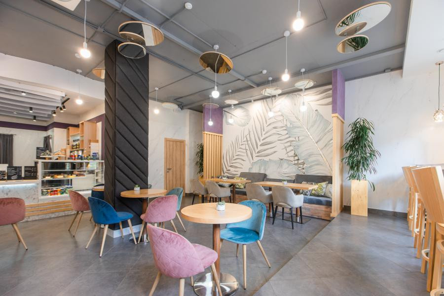 Кофейня в современном стиле.