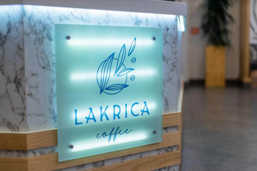 Обложка проекта: Кофейня в современном стиле.