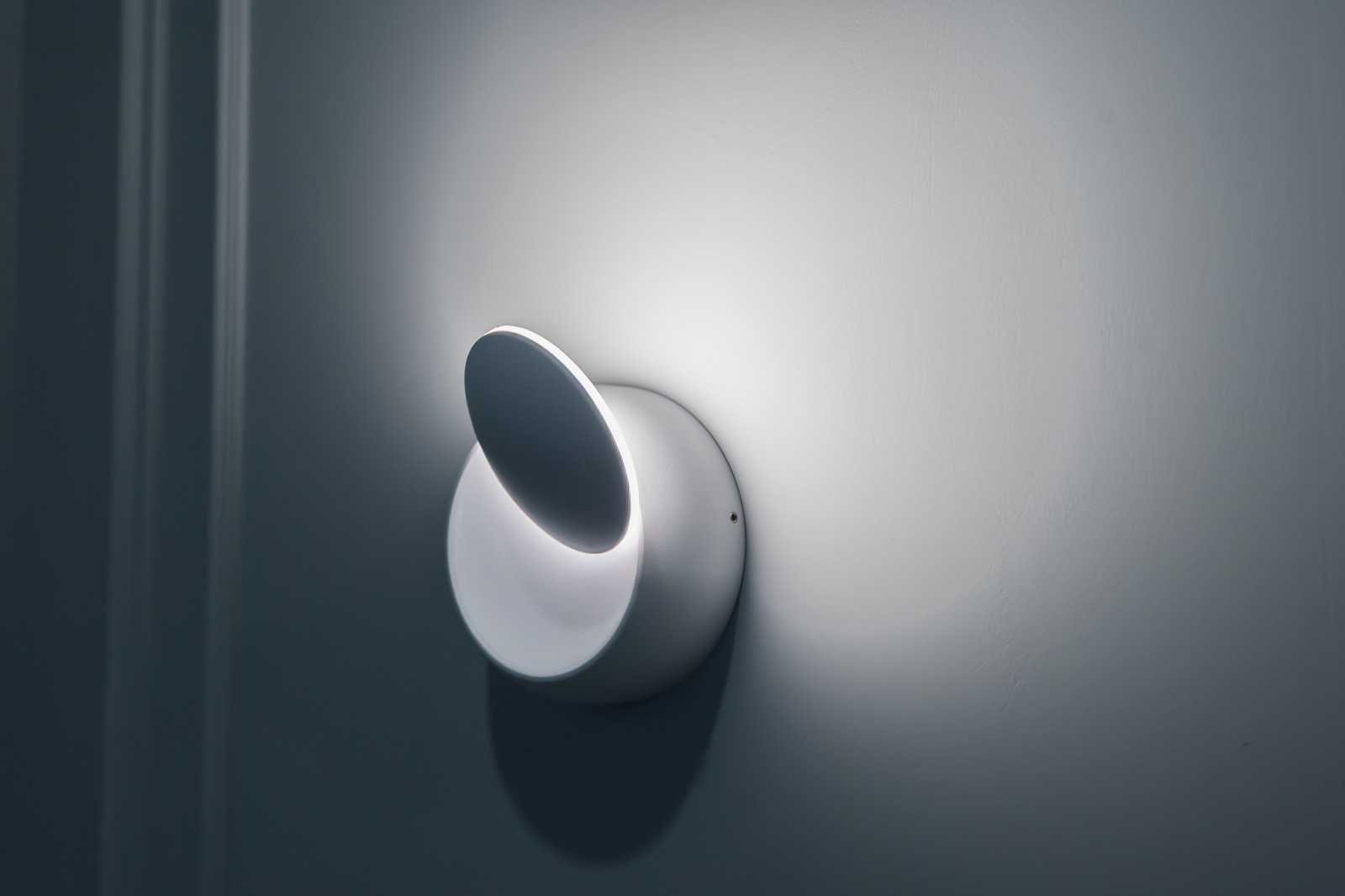 Квартира в современном стиле с зелёной спальней