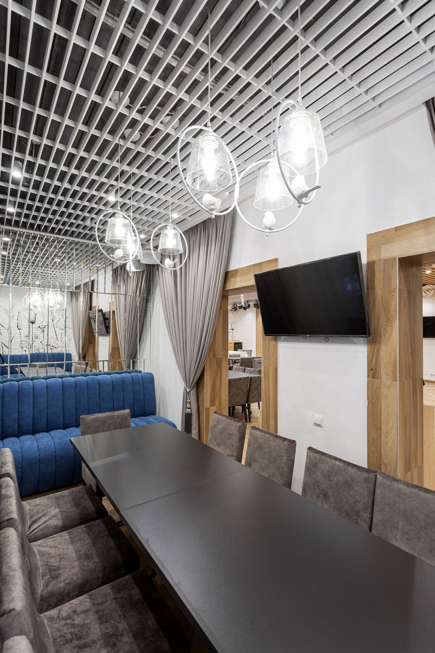 Зеркала и зеркальные панно для ресторана на базе отдыха г.Сысерть