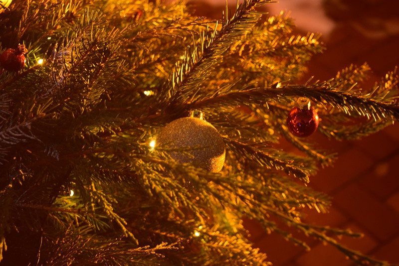 Новый год стучится в дверь