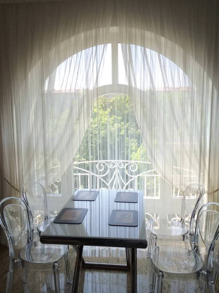 Квартира в ЖК "Victory House". Оформление кухни и спальни