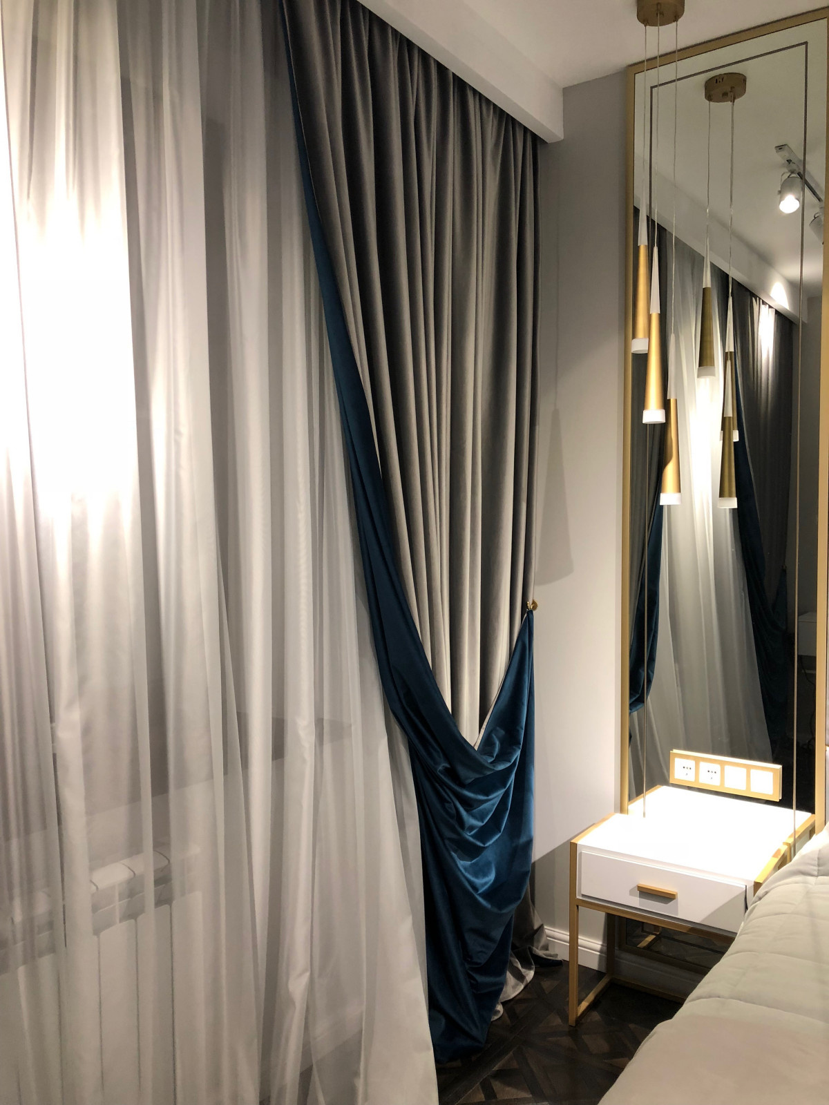 Текстильное оформление спальни в ЖК "Маршал"