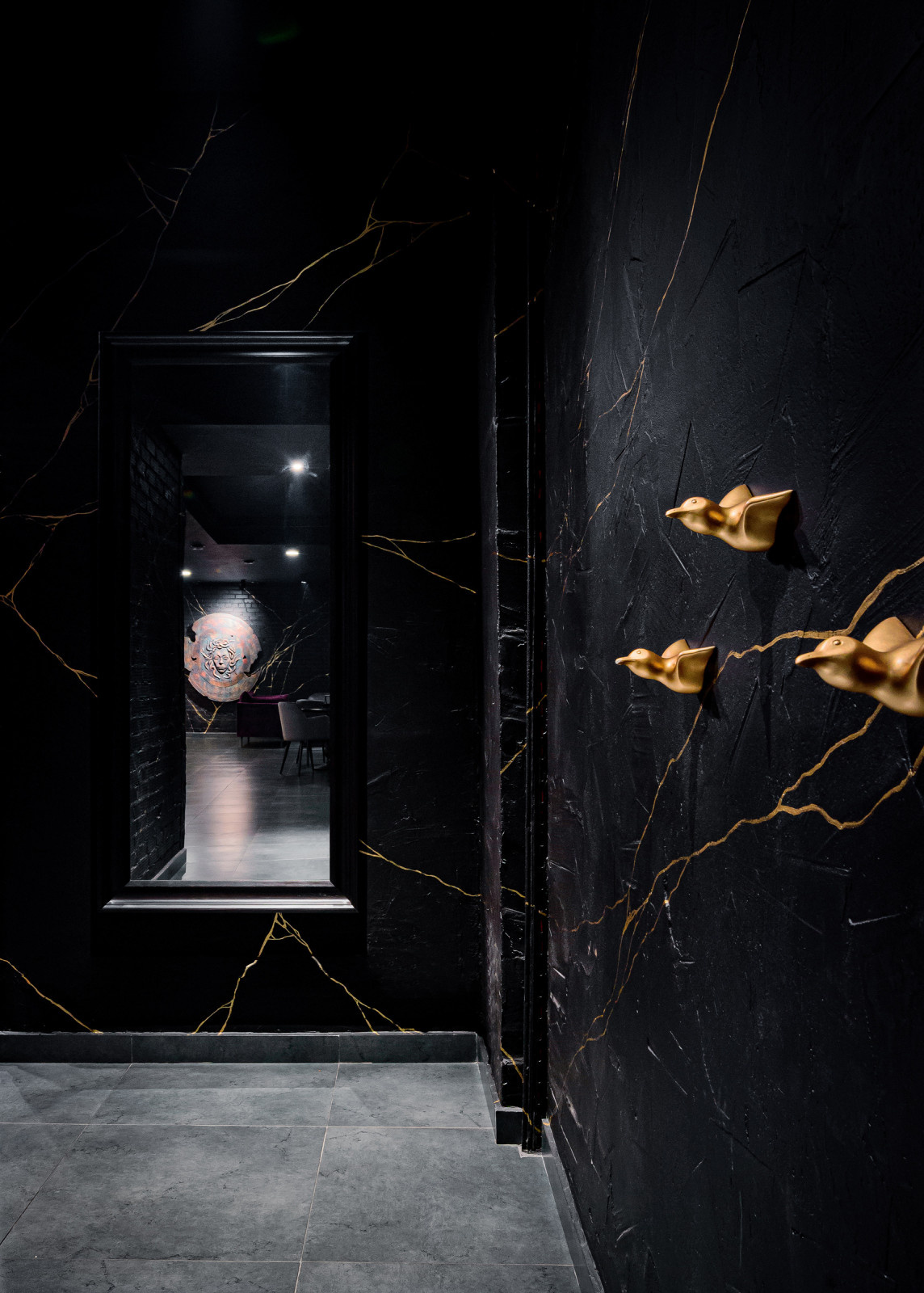 В плену у Mojo