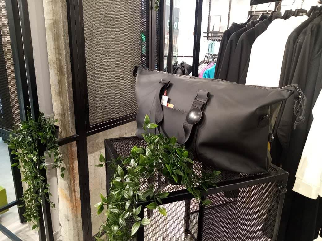 Магазин российского бренда одежды