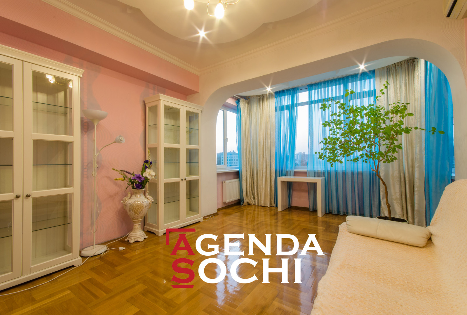 Обложка проекта: Комната