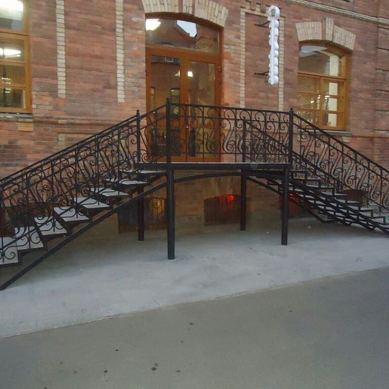 Художественная ковка в интерьере вашего дома