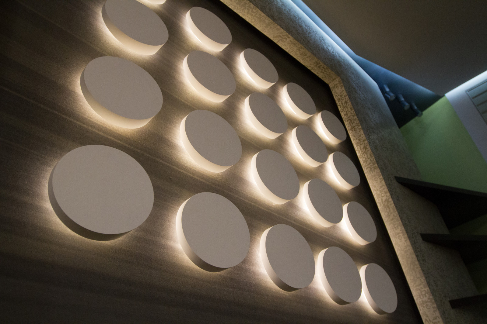 Светильники в современный интерьер