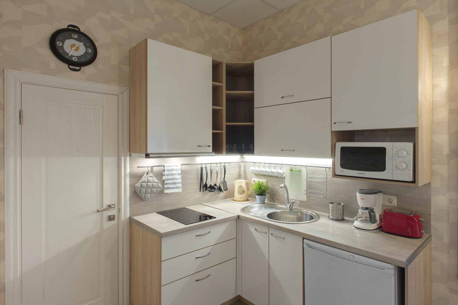 Comfort Hotel — интерьеры отеля