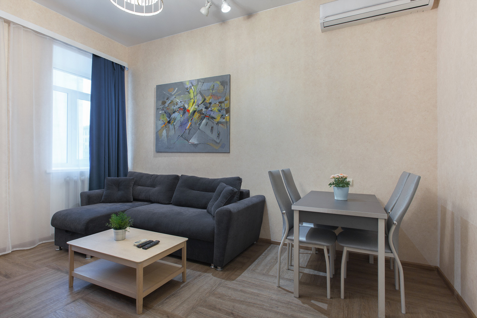 Comfort Hotel — интерьеры отеля