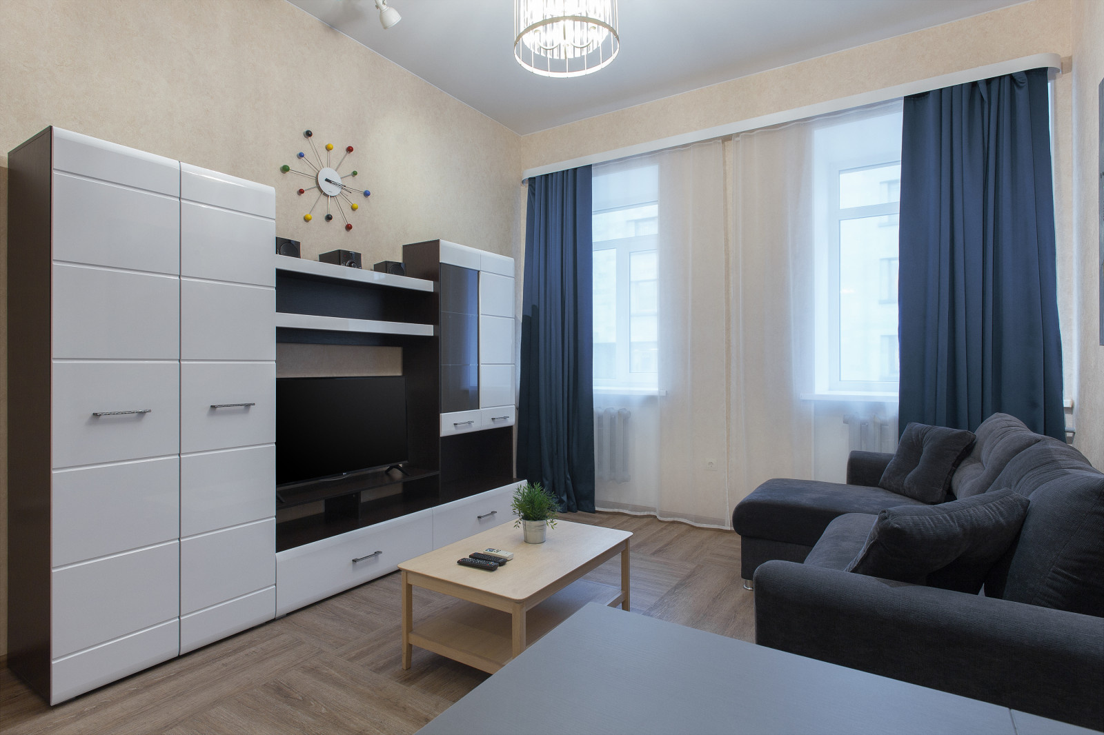 Comfort Hotel — интерьеры отеля