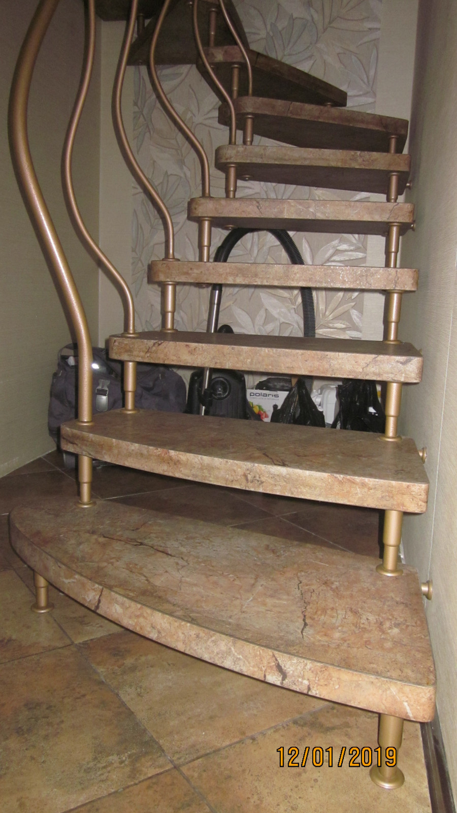 Обложка проекта: лестница больцевая покрытие мрамор .