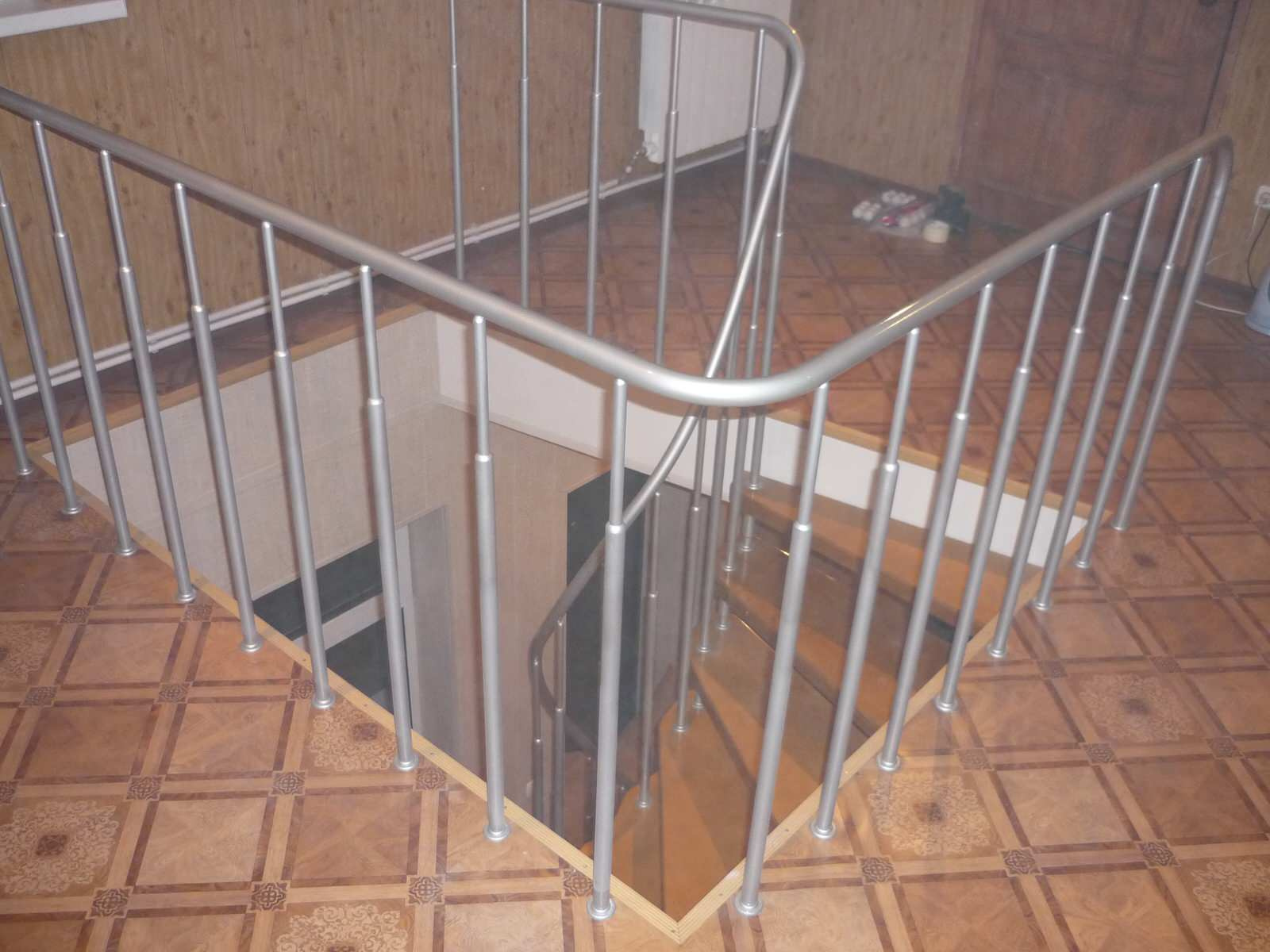 лестница больцевая фанера