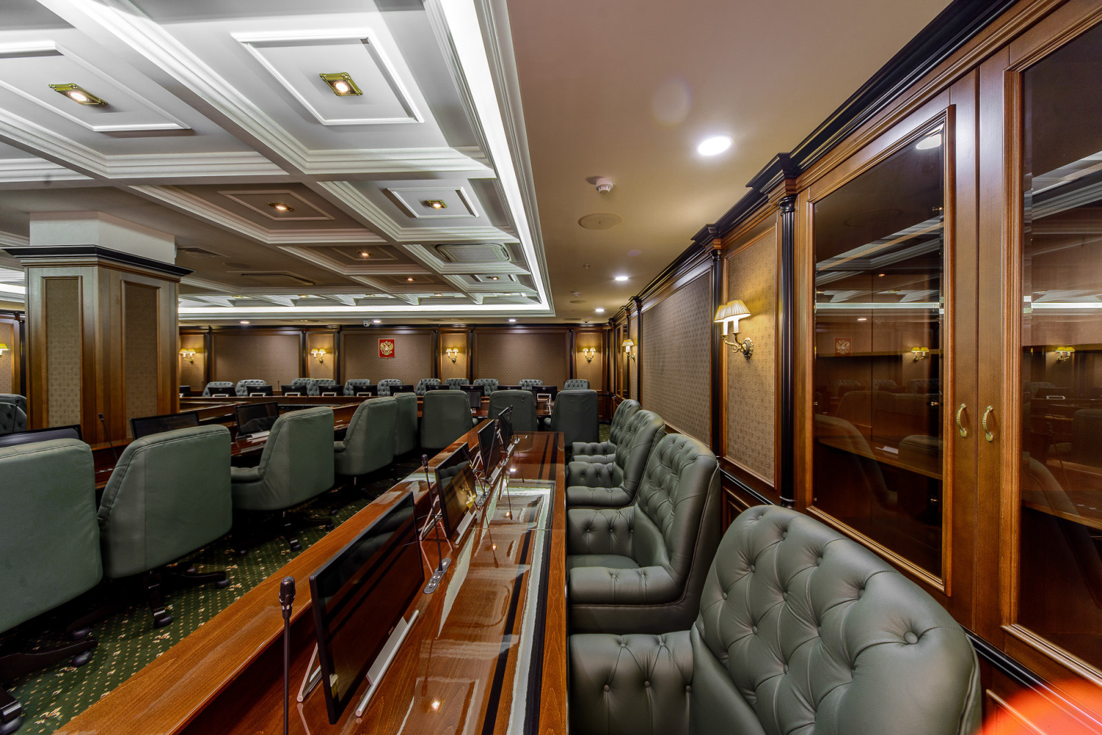 Конференц зал на 39 VIP. Гостиница Рэдиссон Лазурная