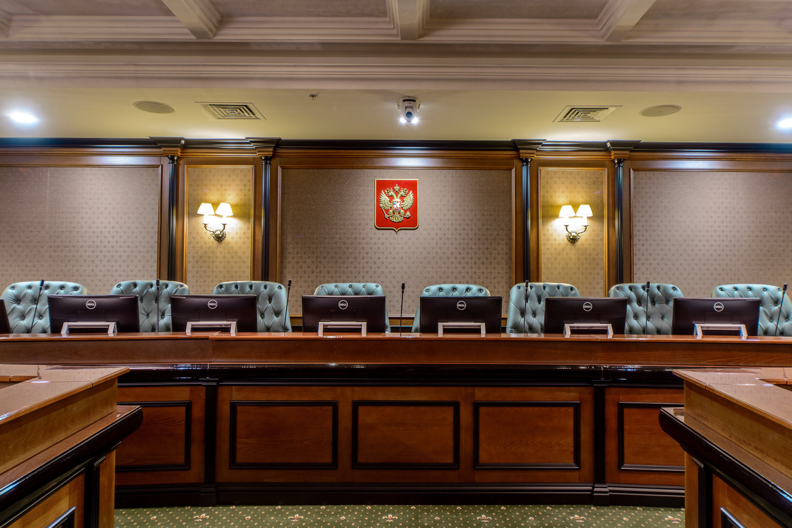 Конференц зал на 39 VIP. Гостиница Рэдиссон Лазурная