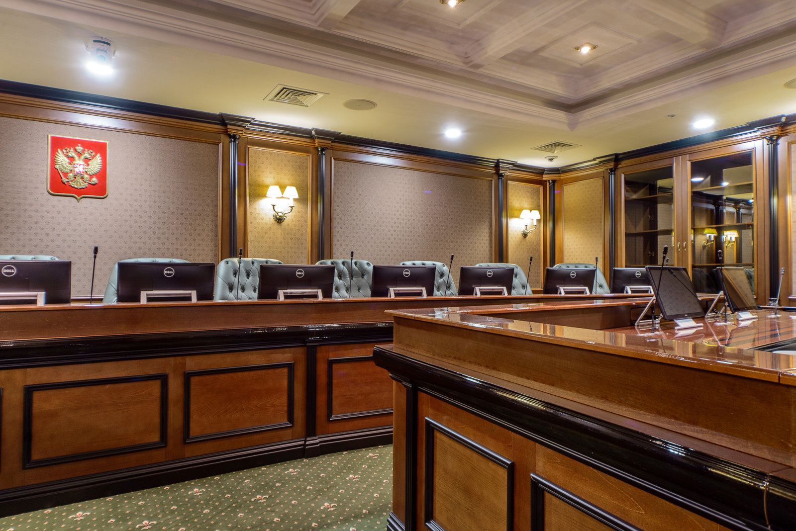 Конференц зал на 39 VIP. Гостиница Рэдиссон Лазурная