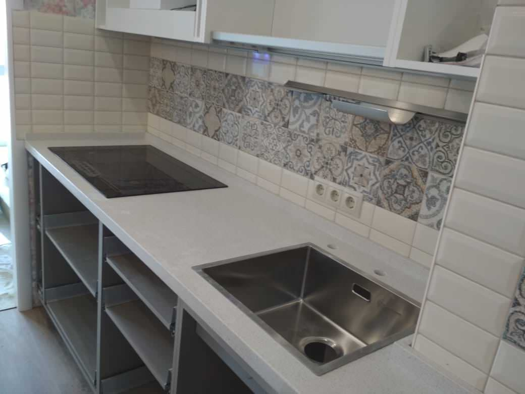 Столешница из кварцевого камня TechniStone Elegance Eco Nev