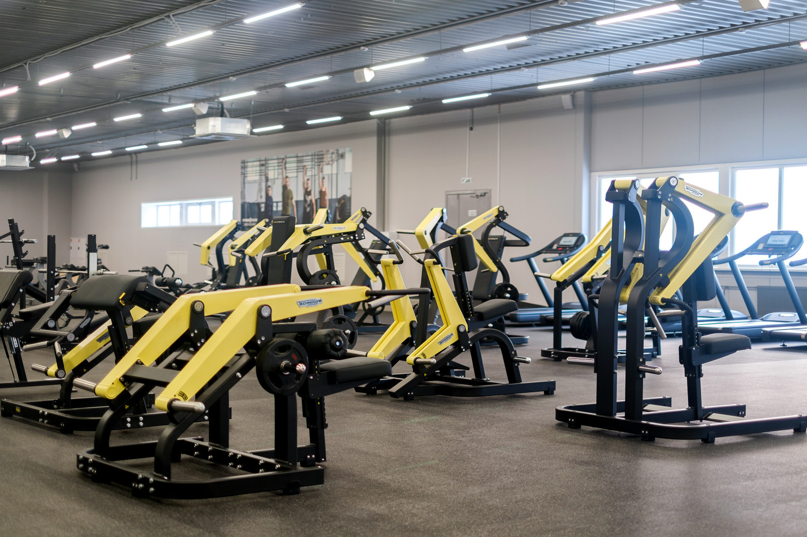 Фитнес-клуб