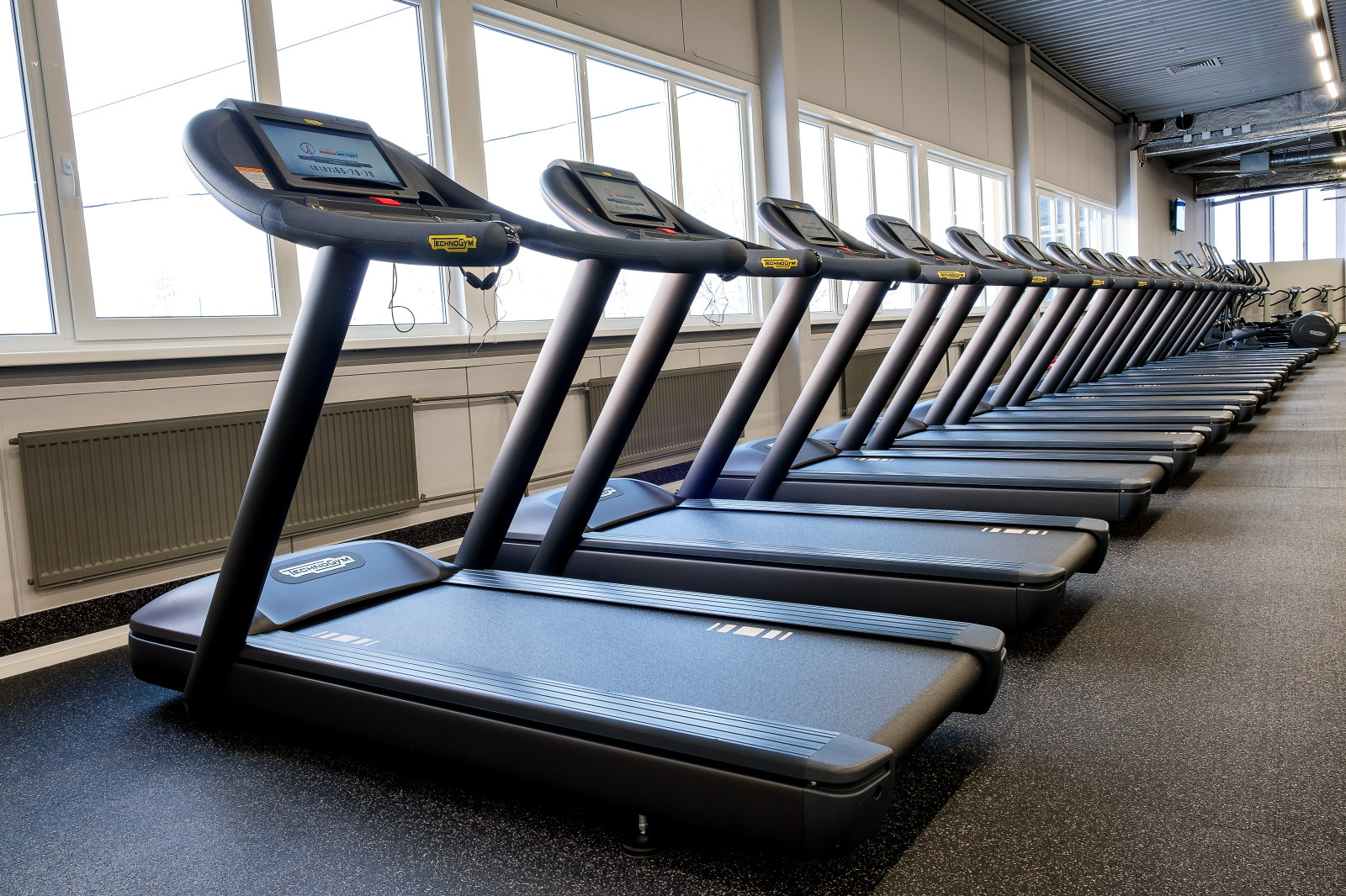 Фитнес-клуб