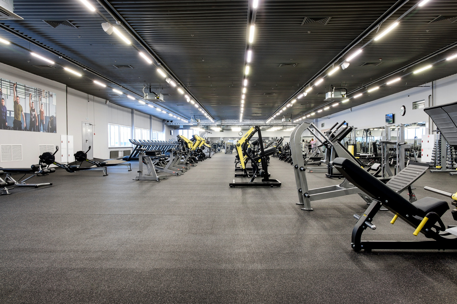 Фитнес-клуб