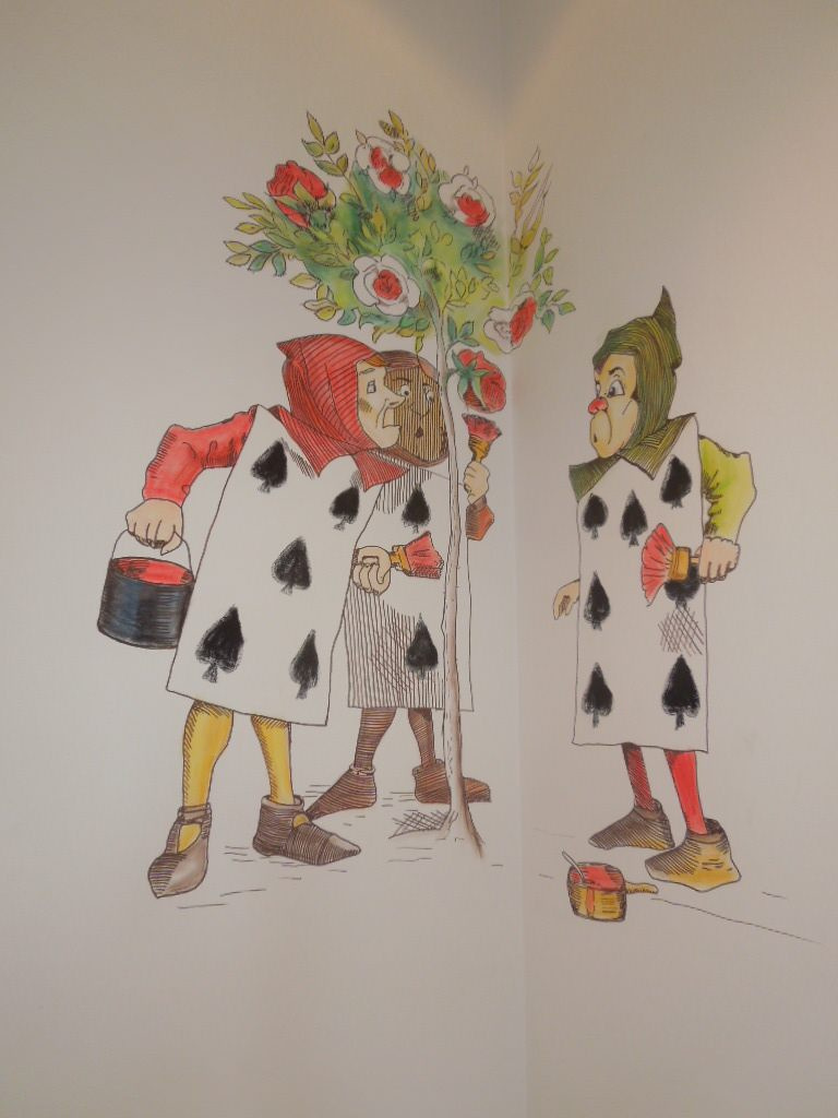 Роспись Алиса в Стране Чудес