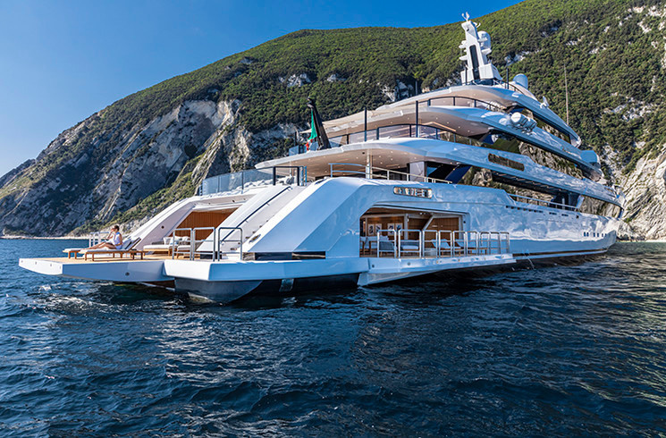 TRIBU DRAGON yacht