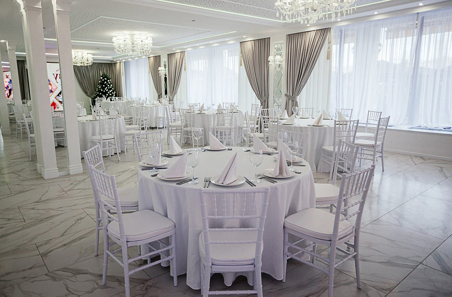 реализация проекта ресторанного комплекса "Рандеву"