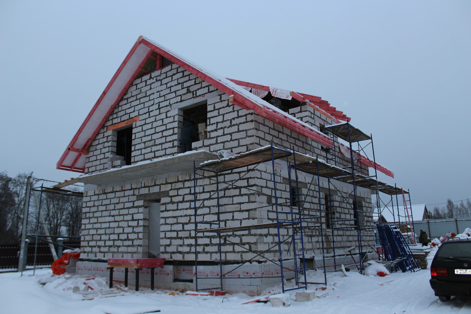 Дом из газобетона на севере Ленинградской области.
