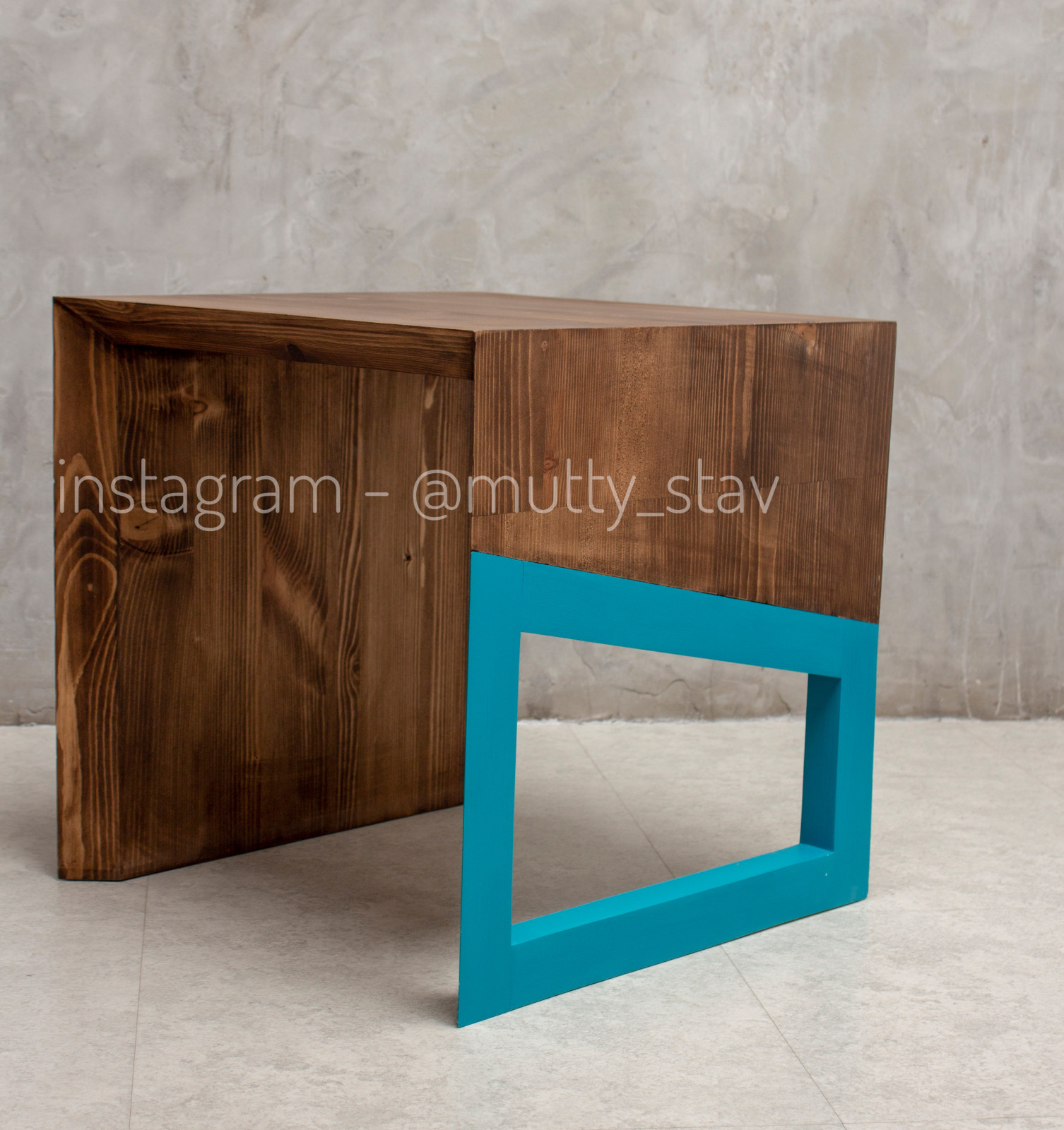 Обложка проекта: журнальный столик vouge