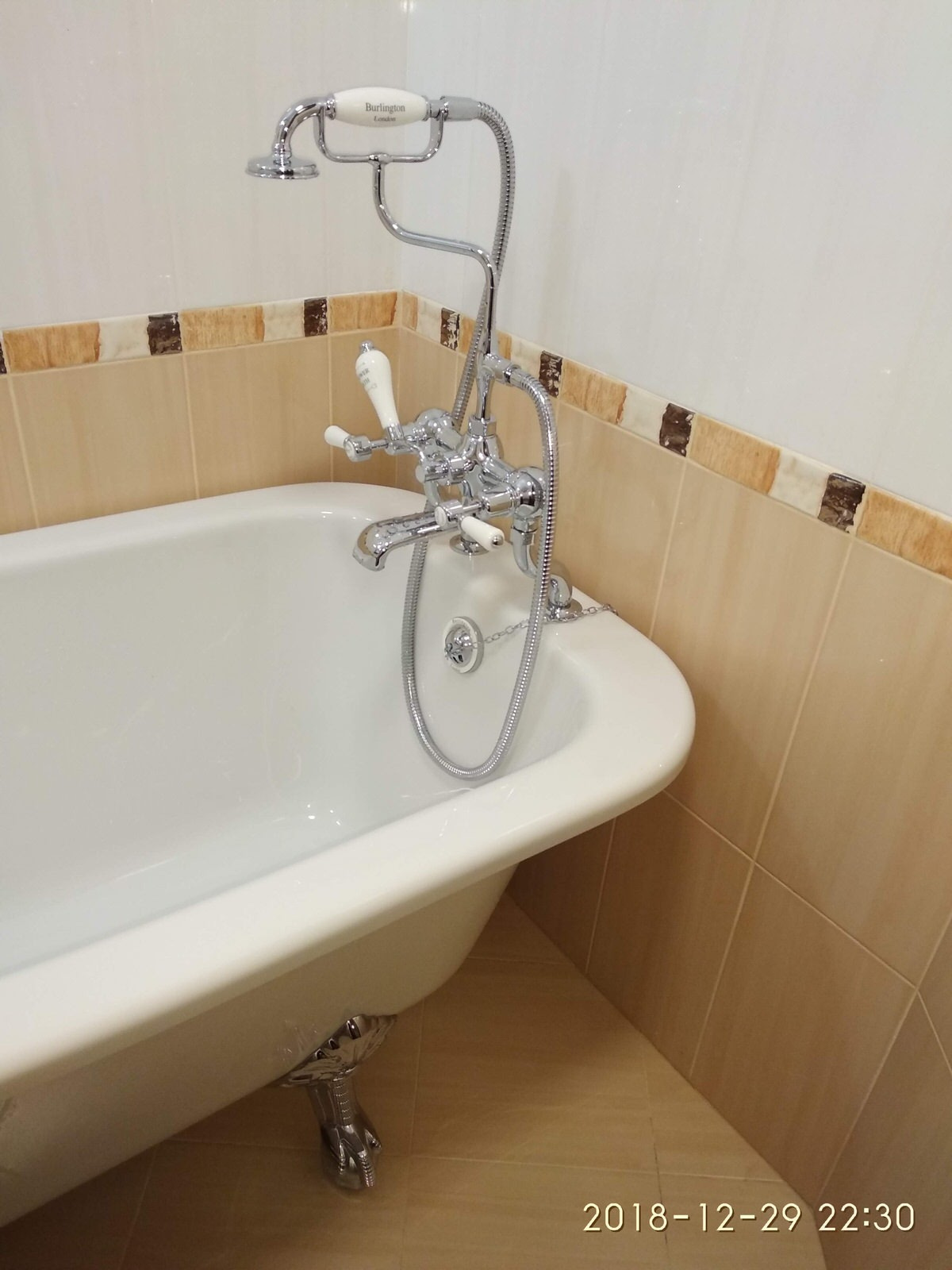 Обложка проекта: Переделка ванной до / после