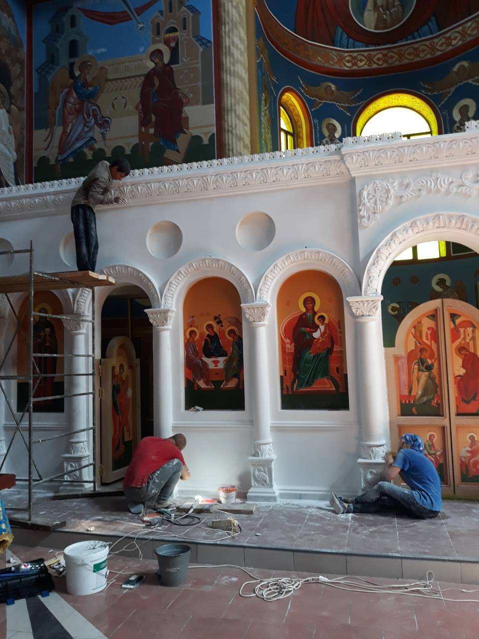 Иконостасы