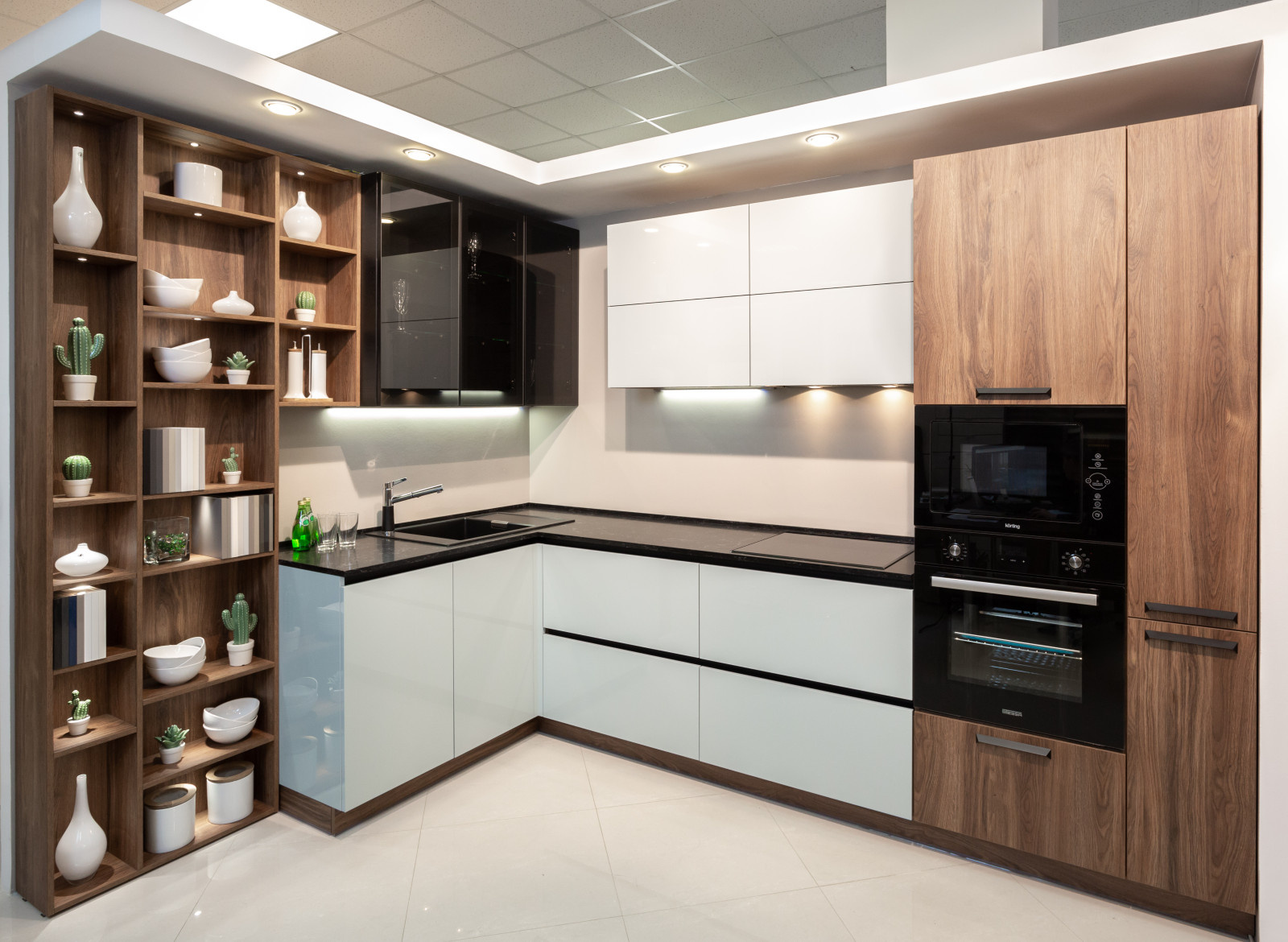 Кухня,кварцевый агломерат SMARTQUARTZ 5