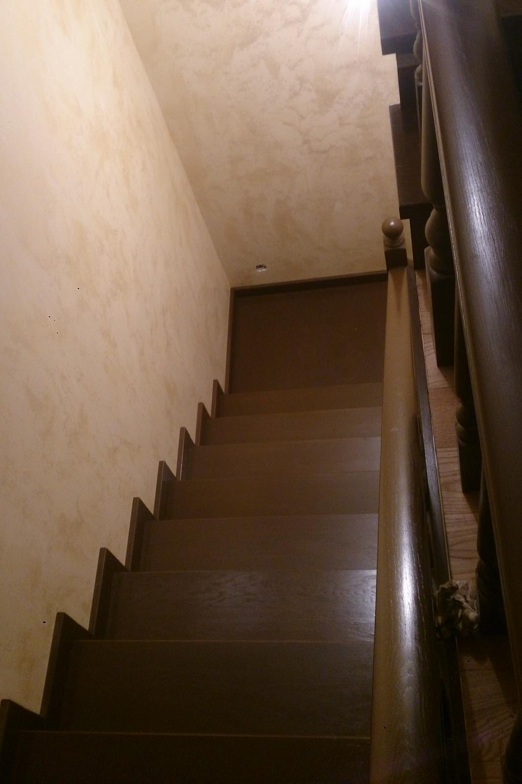 Лестницы из массива дерева.