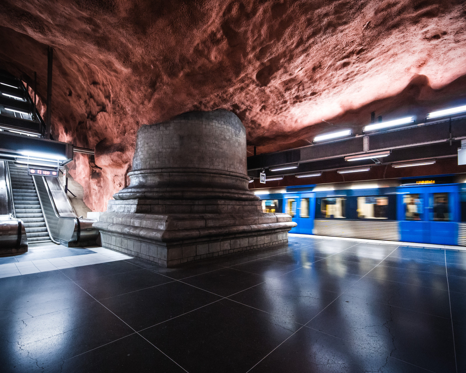 Метро Стокгольма