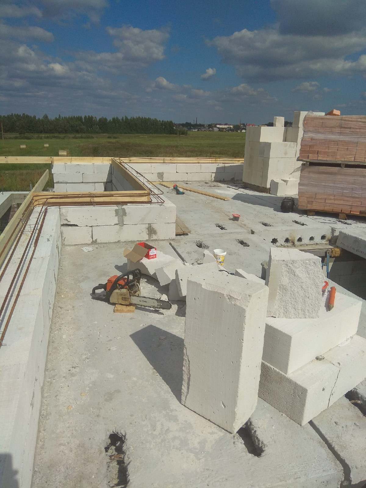 Дом для семьи