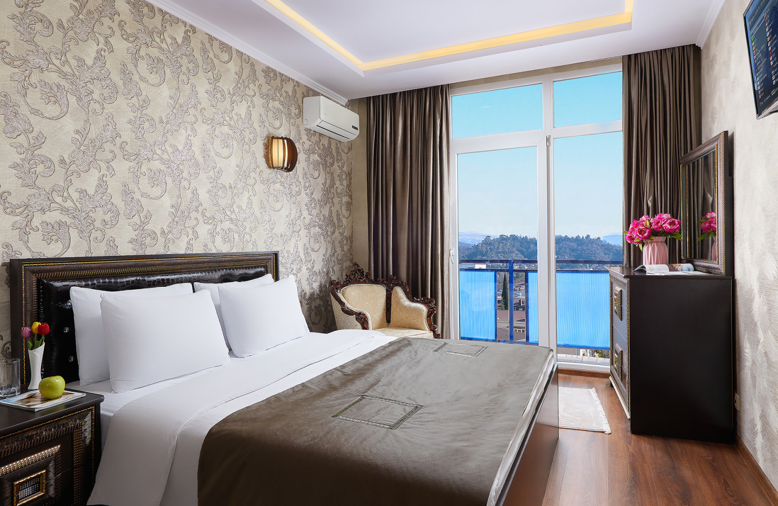 Абхазия. Отель "ИнтерСухум", г. Сухуми. Съемка текущего номерного фонда