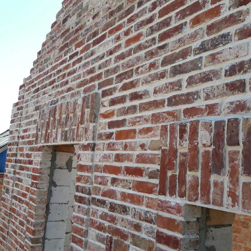 Элементы  кладки из старинного кирпича